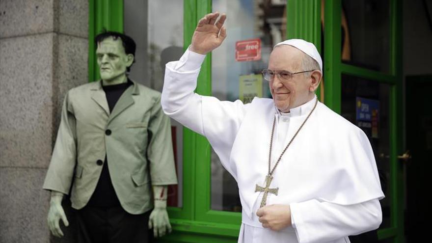 Una Iglesia irlandesa en una profunda crisis recibe hoy la visita de Francisco