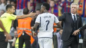 El Barça «investigarà» els eventuals insults racistes a Vinícius