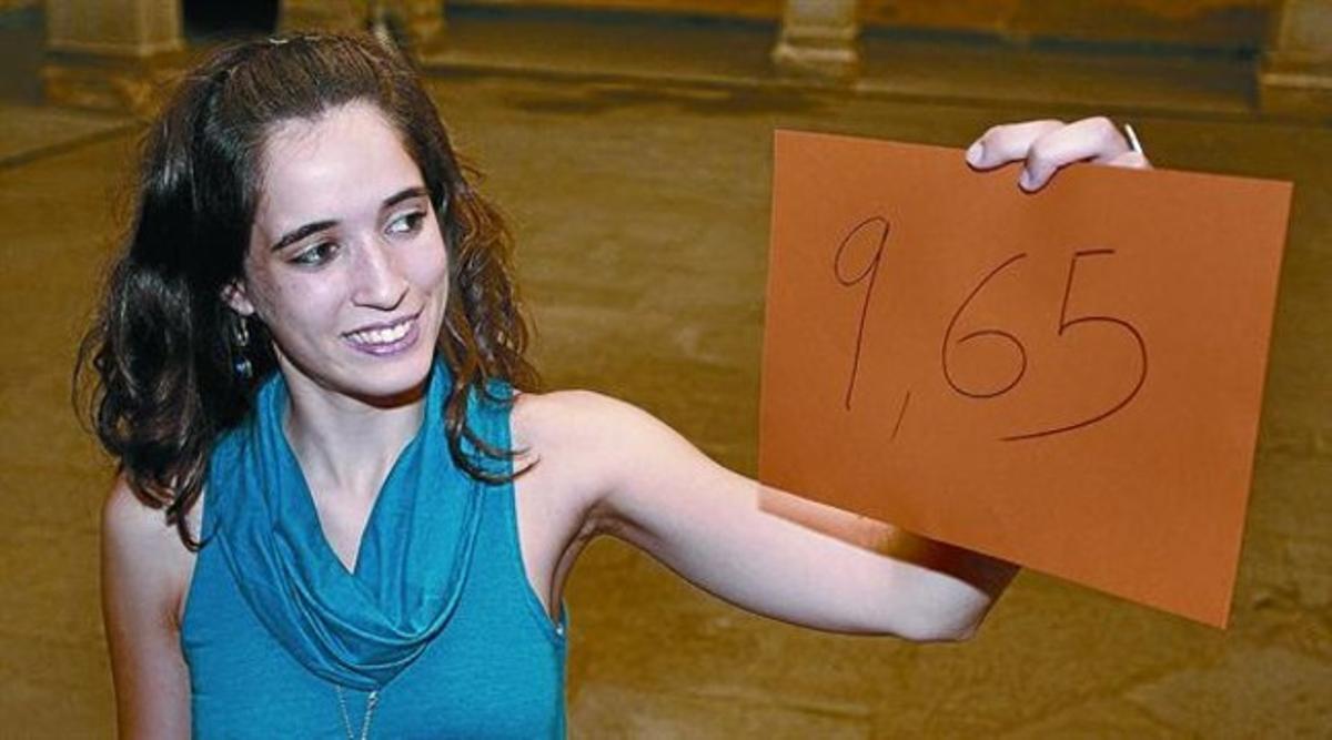 Elisabeth Parés mostra la seva nota de selectivitat Elisabeth Parés mostra la seva nota de selectivitat