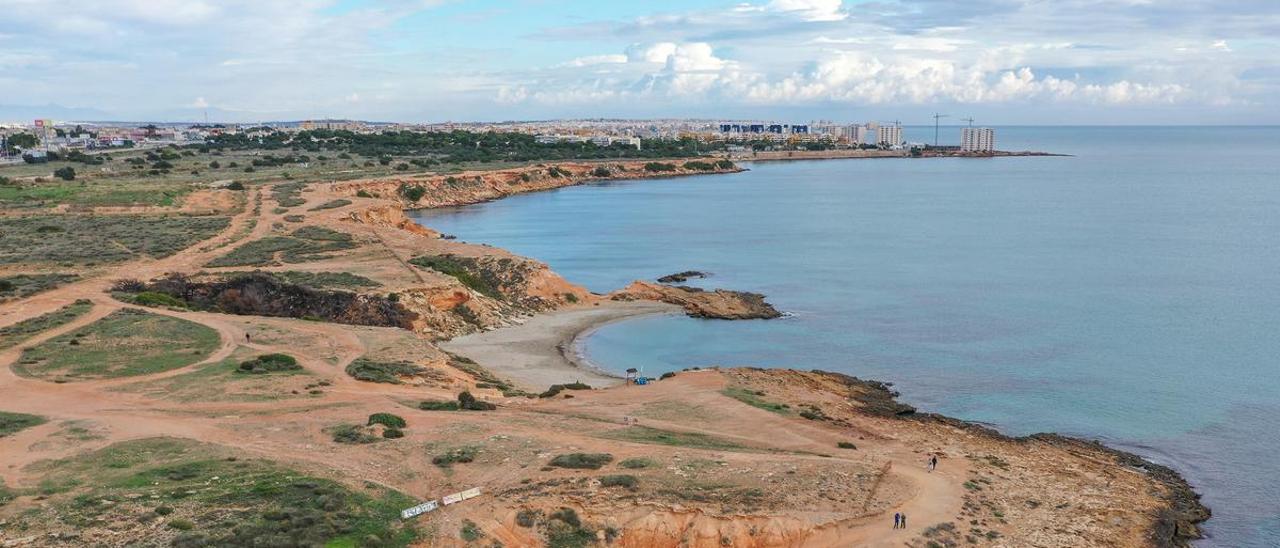 Entorno de Cala Mosca, en Orihuela Costa