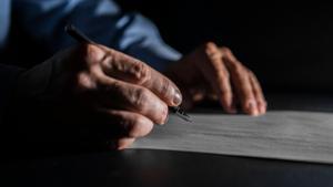 David Jiménez, abogado, desaconseja redactar el testamento sin un notario: No lo hagas salvo casos extremos