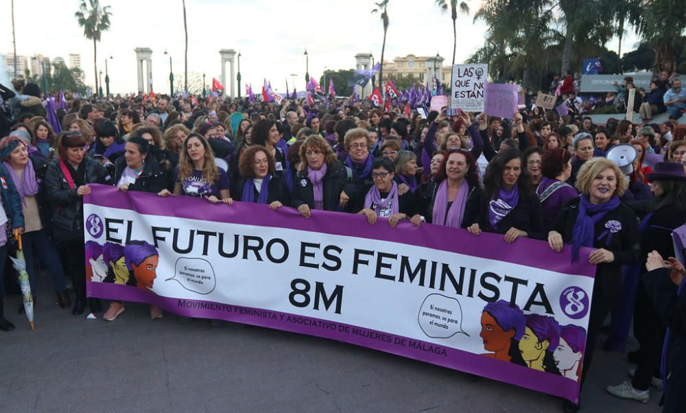 Miles de manifestantes colapsan el centro de Málaga en una marcha que comenzaba con polémica con Francisco de la Torre