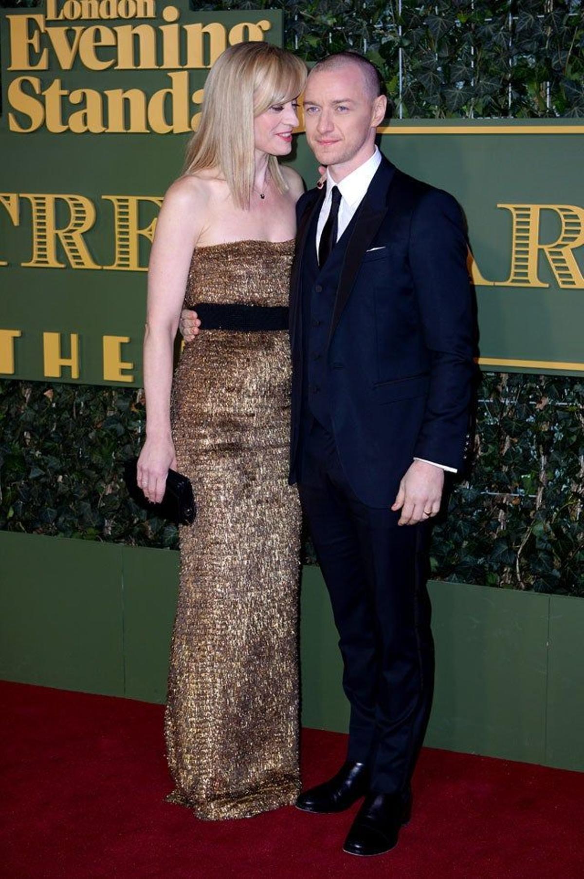 James McAvoy y Anne Marie Duff, en los Evening Standard Theatre Awards 2015 en Londres.