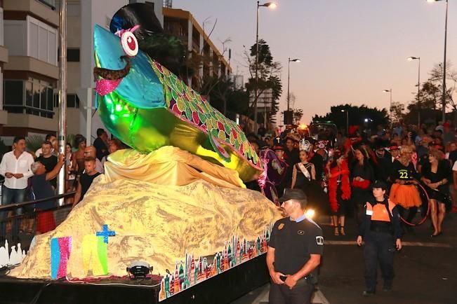 Carnaval de Maspalomas 2017: Fiesta de Carnaval en Playa del Inglés y Entierro de la Sardina