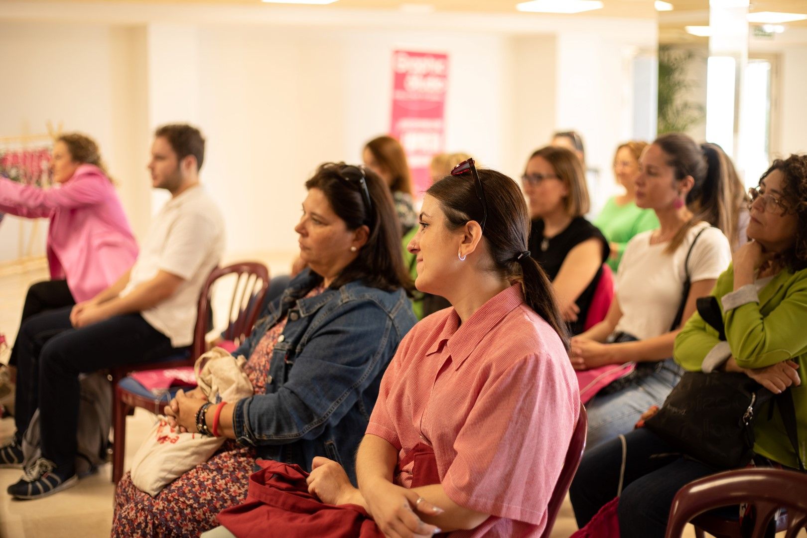 Todas las fotos del congreso de mujeres empresarias y emprendedoras en Orpesa