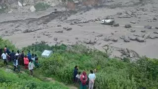 Tras el desastre de Nepal, descubren 57 nuevos lagos creados por el derretimiento de glaciares
