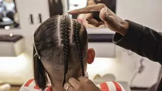 Francia aprueba una ley contra las discriminaciones por el peinado en el trabajo