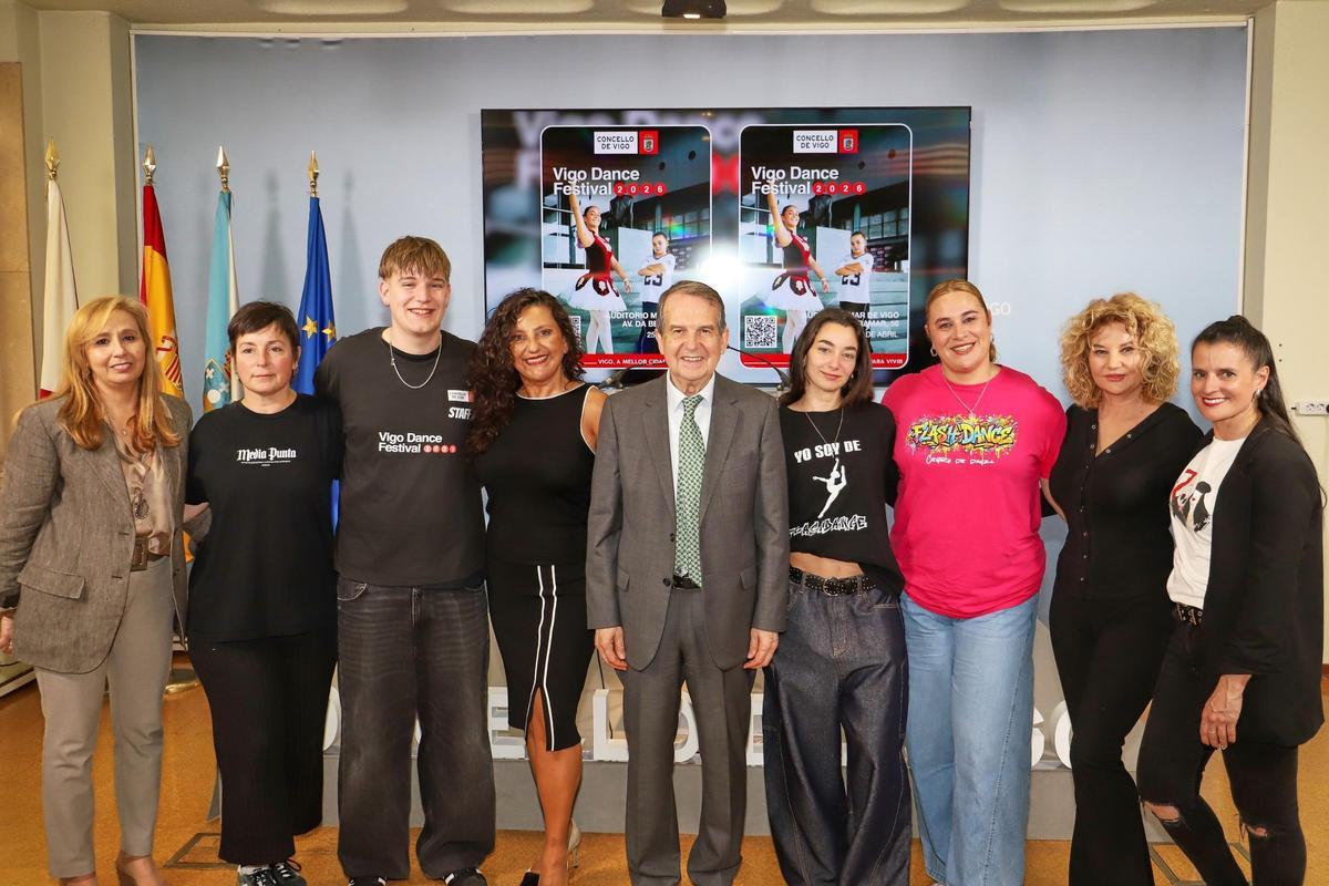 Presentación del festival, con el alcalde y los organizadores.