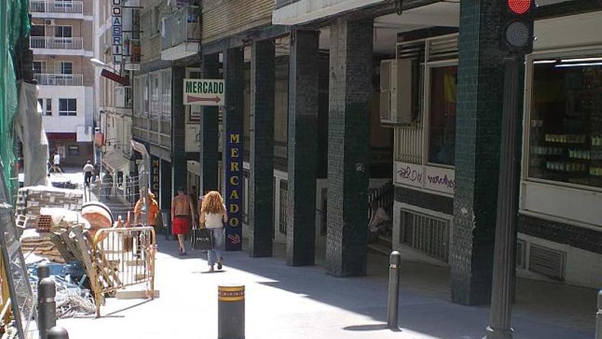 Uno de los nuevos sistemas de detección de matrículas en una calle de Benidorm.