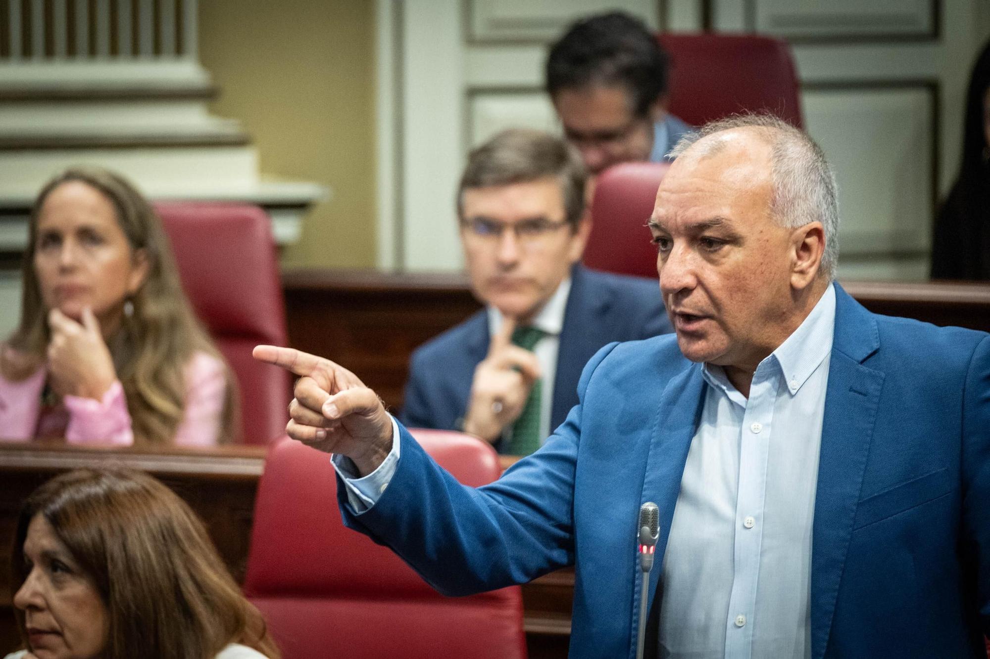 Pleno del Parlamento de Canairas (30/04/25)