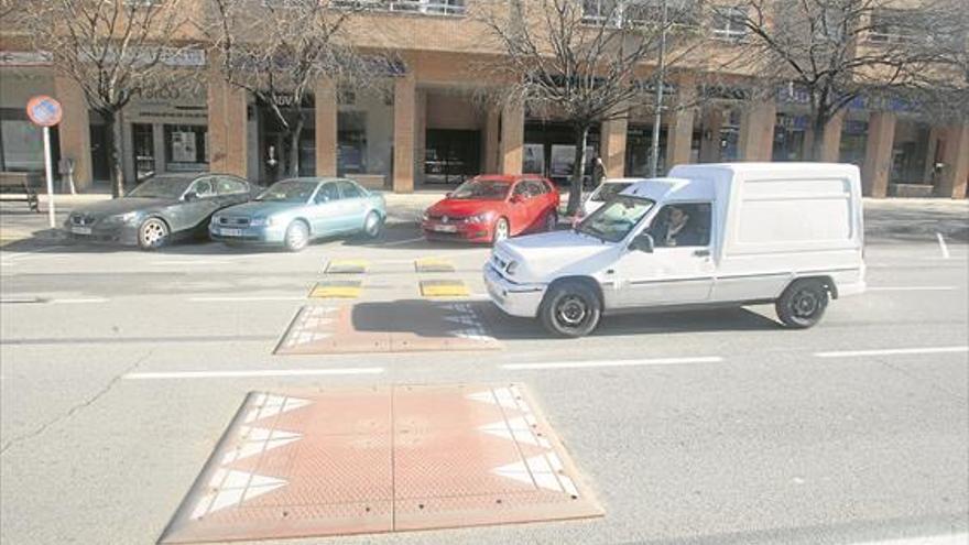 El Ayuntamiento de Badajoz estudia posibles cambios en los resaltos de Sinforiano