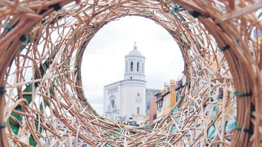 El nou Temps de Flors s&#039;obre aquest any al cel i als barris de Girona