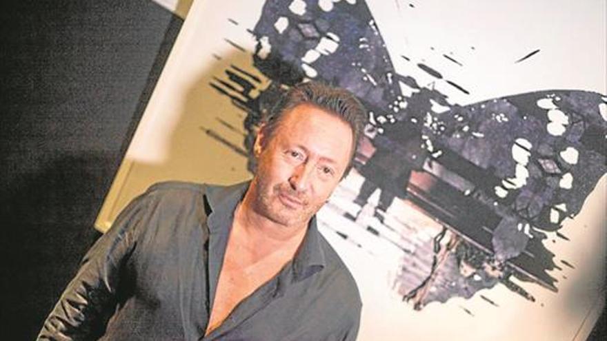 Julian Lennon expone sus fotos  en Ibiza