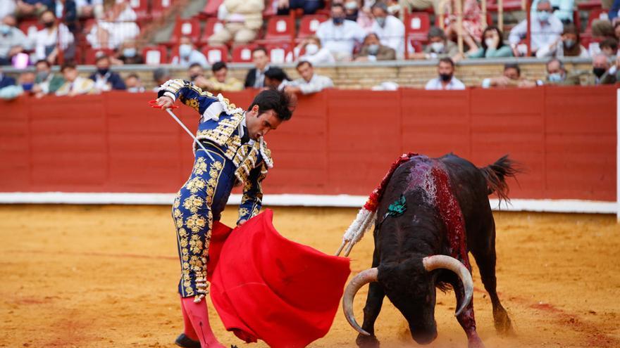 La feria taurina 2021 se inicia en Córdoba con un gran ambiente en Los Califas