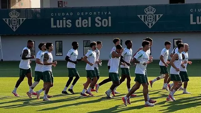 Vídeo | Abde Ezzalzouli regresa con el Betis de forma parcial y Lo Celso hace trabajo individual en el gimnasio