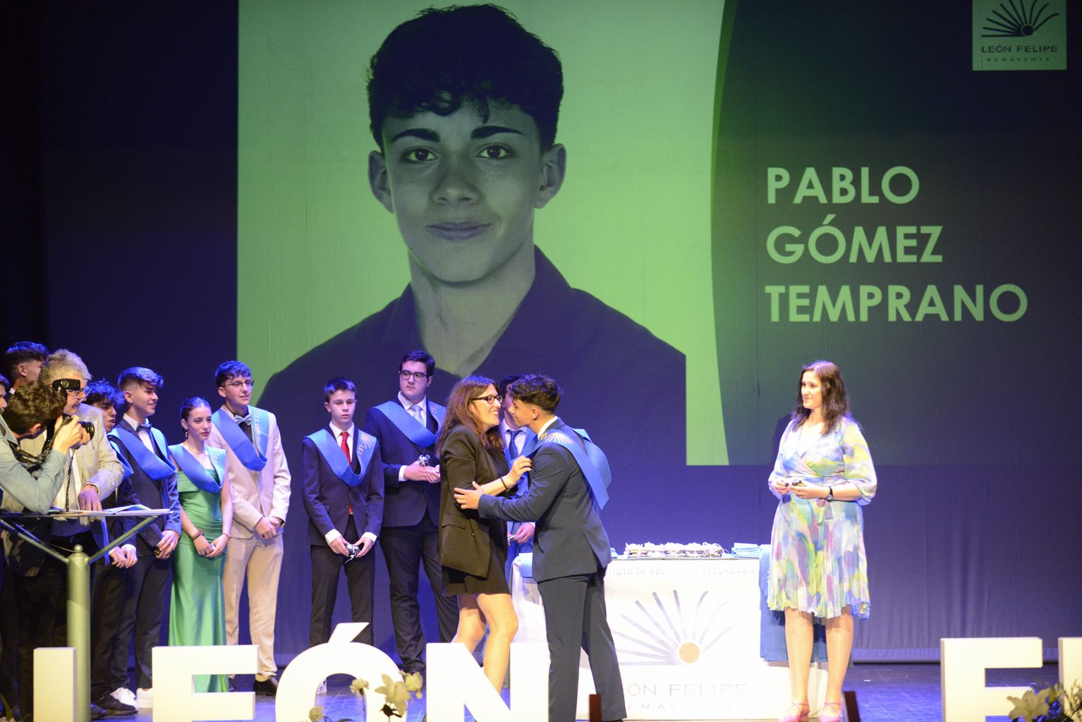 Graduación de bachilleres y alumnos de FP y Ciclos Formativos del IES León Felipe