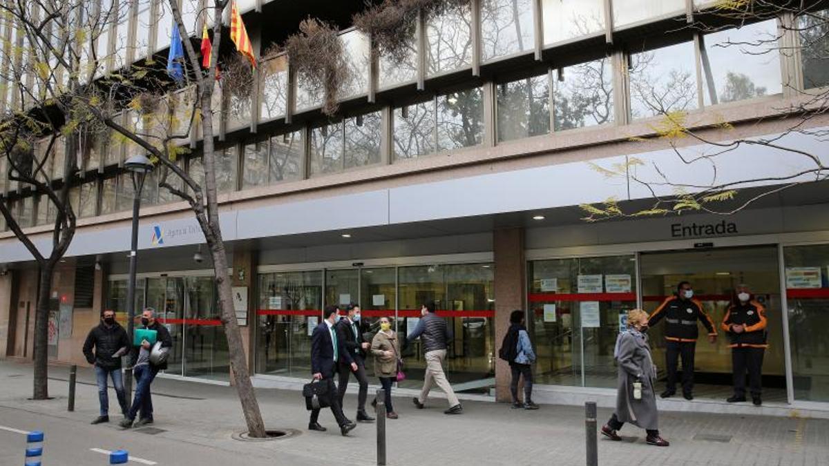 Hacienda confirma cómo y cuándo recuperar el dinero cobrado de más para los mutualistas