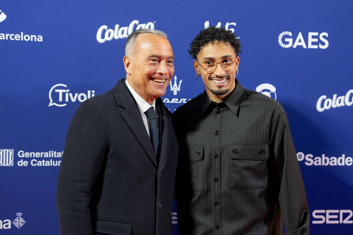 Primera edición de La Nit de la Ràdio organizado por SER Catalunya. Rafa Yuste y Raphinha