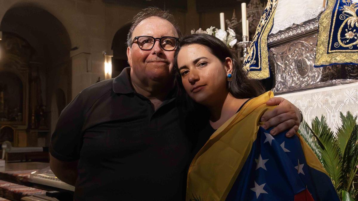 Venezolanos en Alicante: así viven la tragedia del terremoto a miles de kilómetros