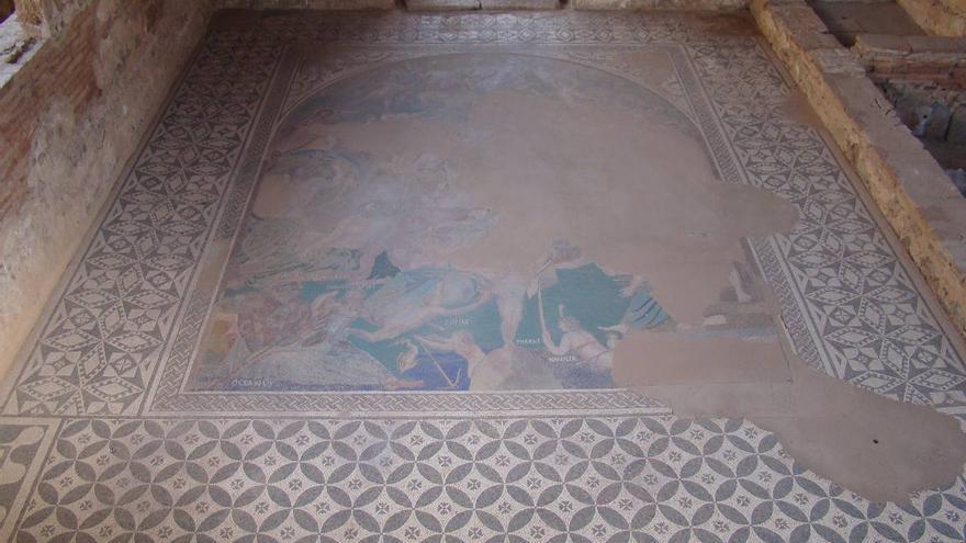 Estado que presenta el mosaico cosmogónico, que se ubica en la Casa del Mitreo.