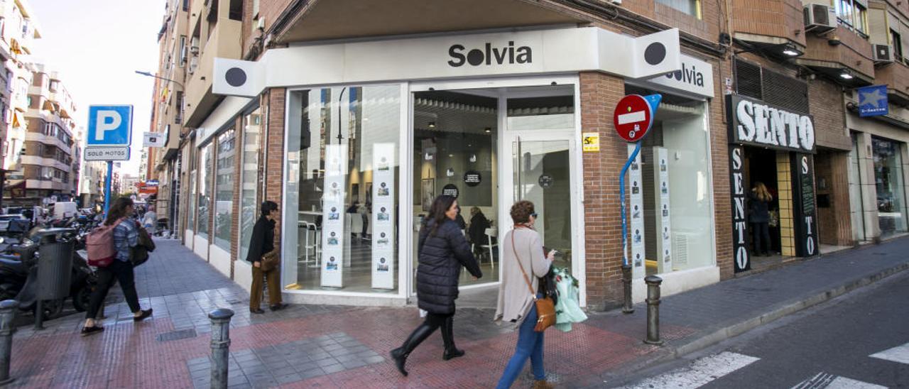 Una de las Solvia Store que la inmobiliaria tiene en Alicante.