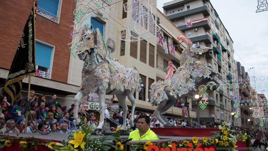 Desfile día cuatro (Bando Caballos del Vino)