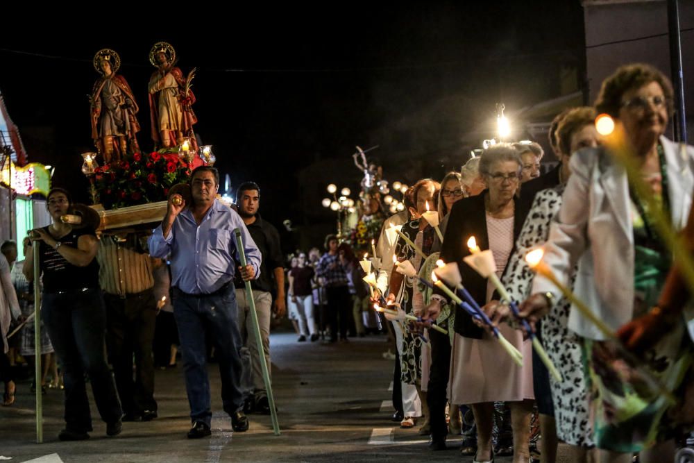 Los festejos se inician de forma oficial con la procesión del santo y continuarán hasta el próximo domingo