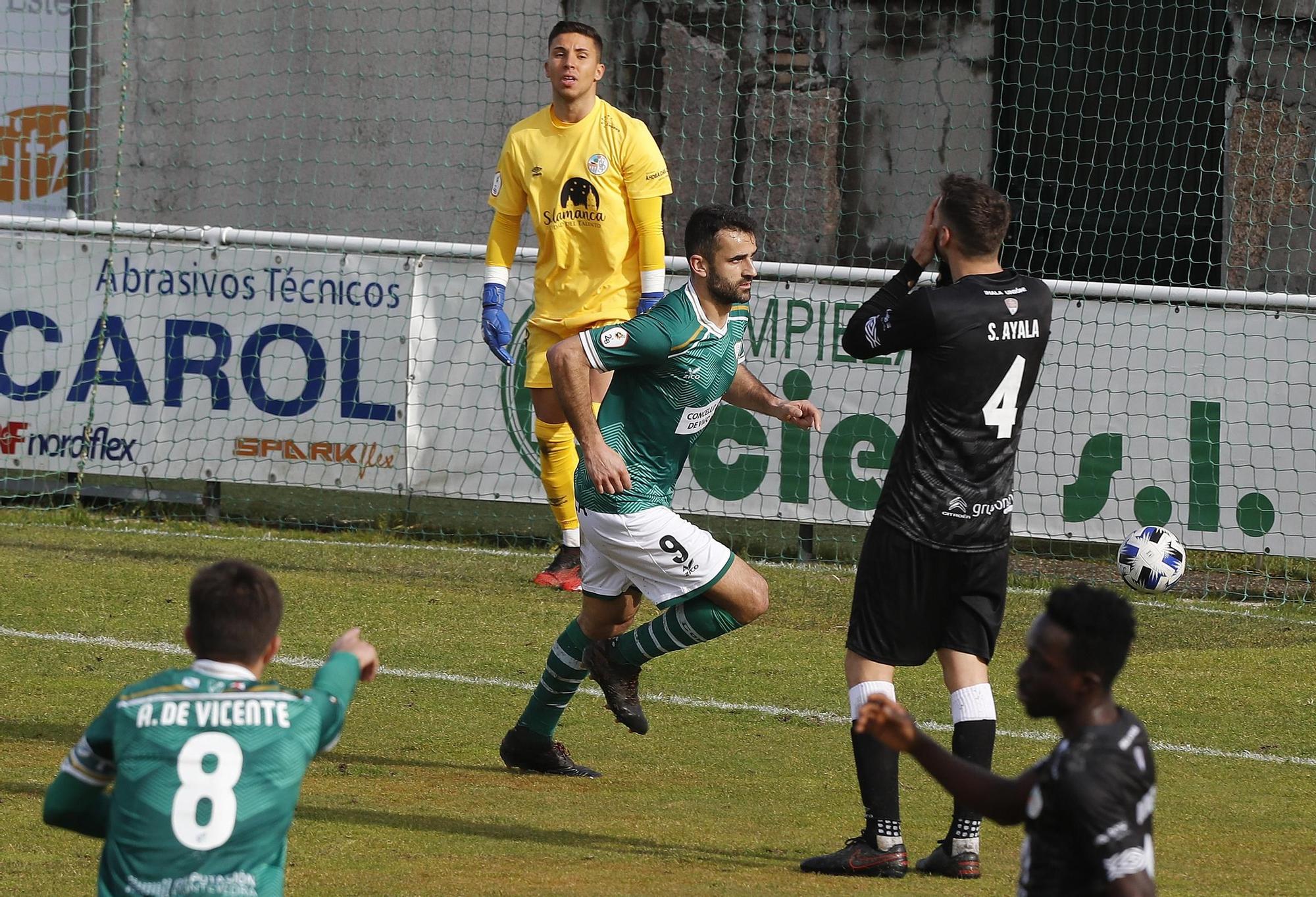 El Coruxo sufre en la victoria contra el Salamanca UDS