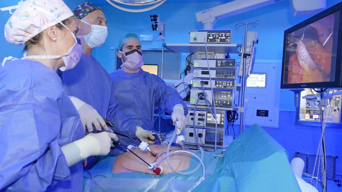 Imagen de archivo de una cirugía en el Hospital General de Castellón