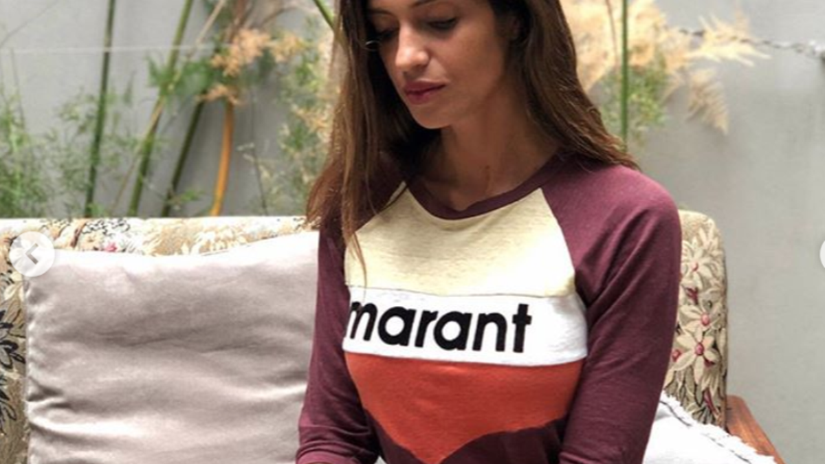 Sara Carbonero con camiseta de Isabel Marant