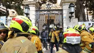 Toni Pérez presume del Consorcio pese a las quejas de los bomberos: "Es uno de los mejores de España"