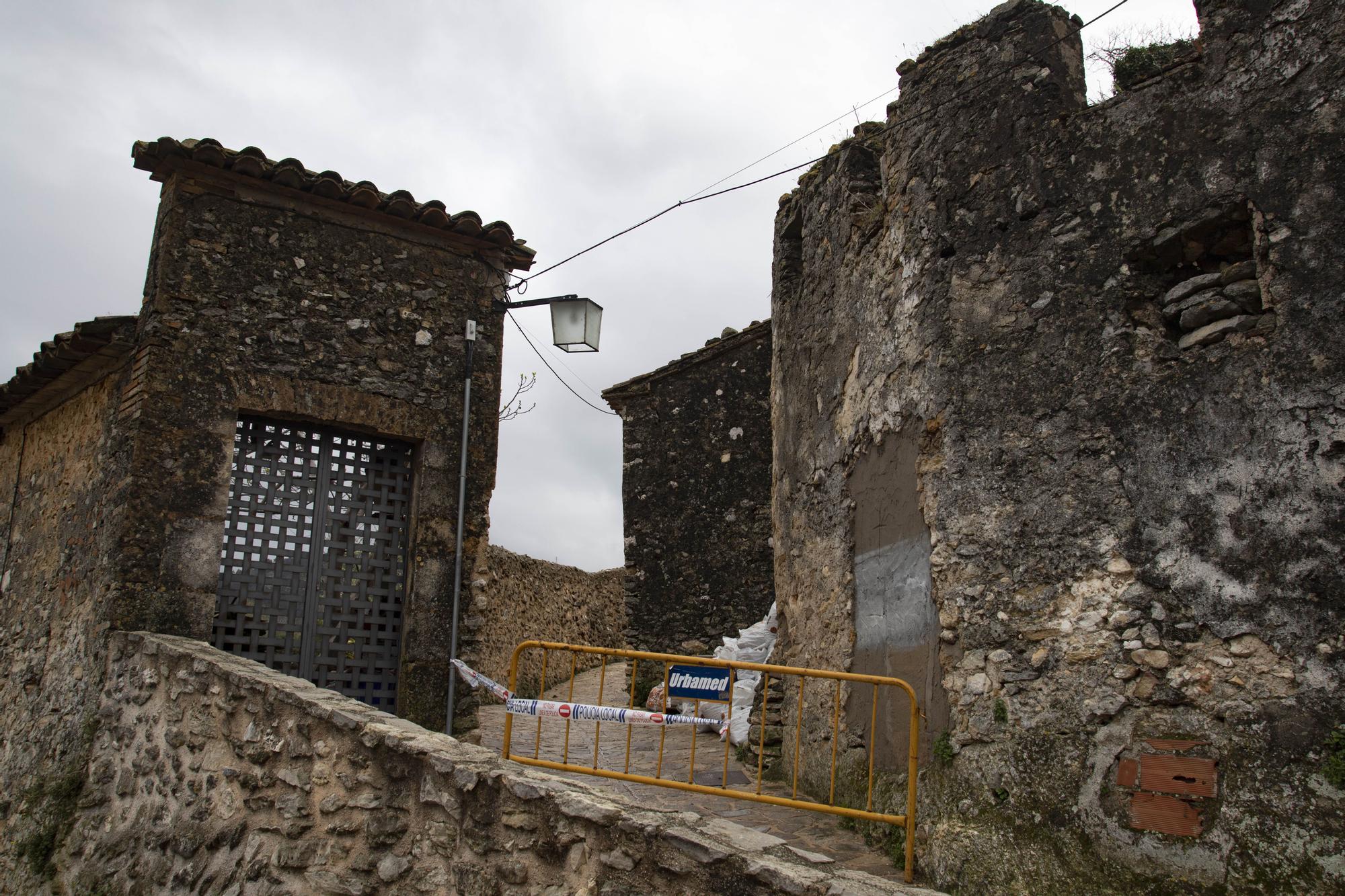 Se derrumba una casa del Barri Medieval de Bocairent
