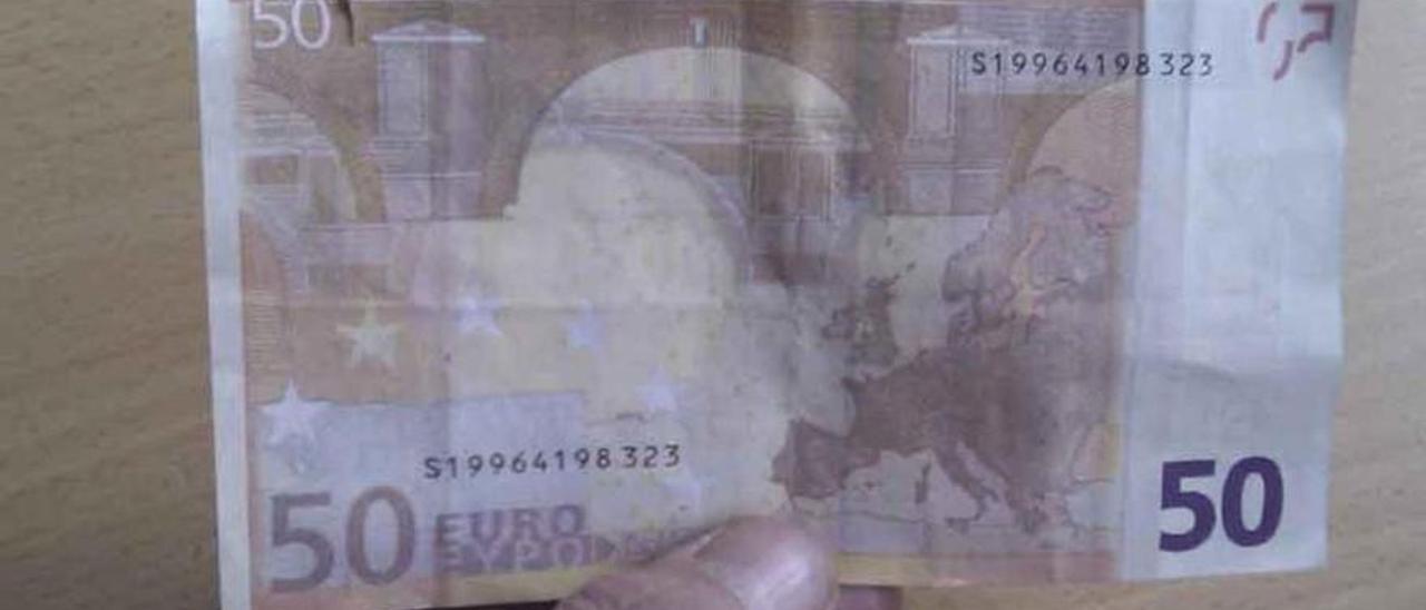 Un billete de 50 euros.