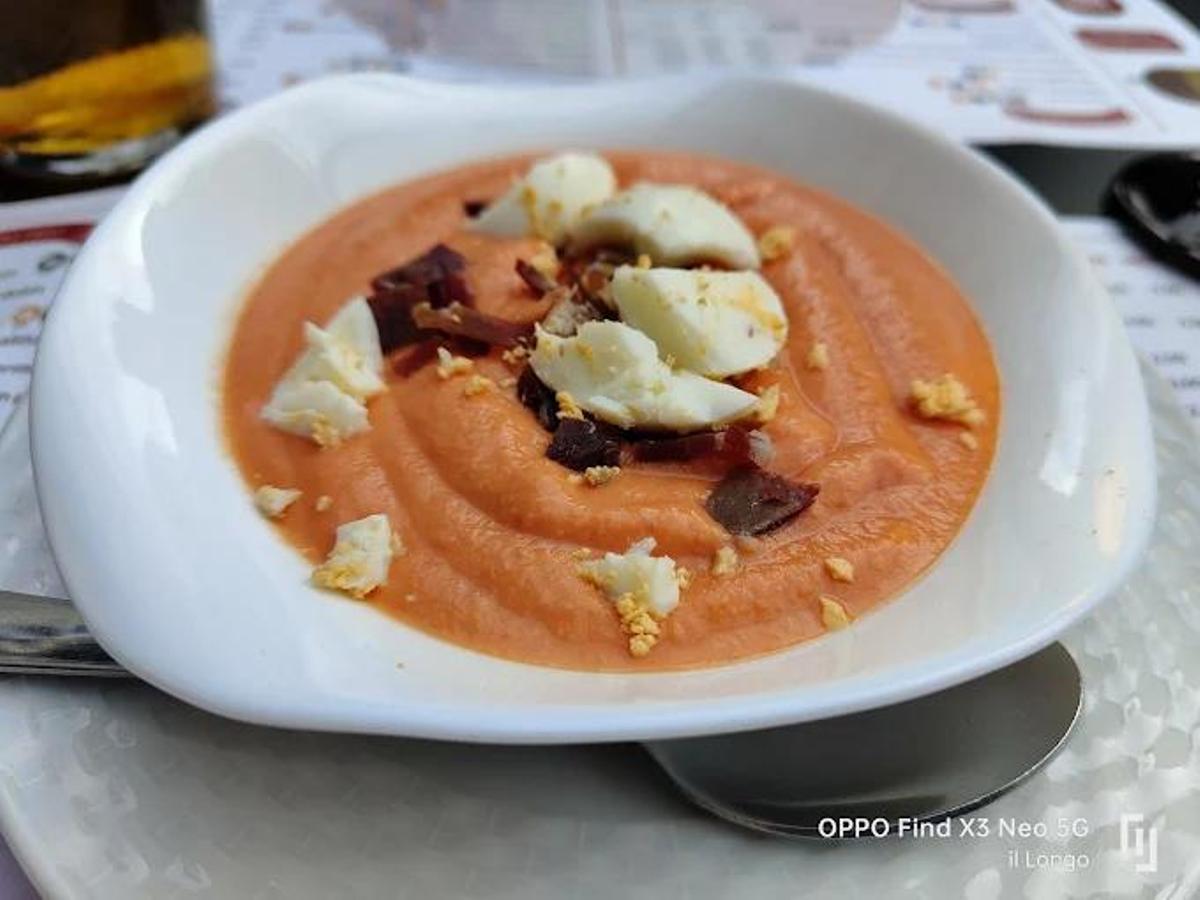 Tapa de salmorejo de Tapas Enramadilla.