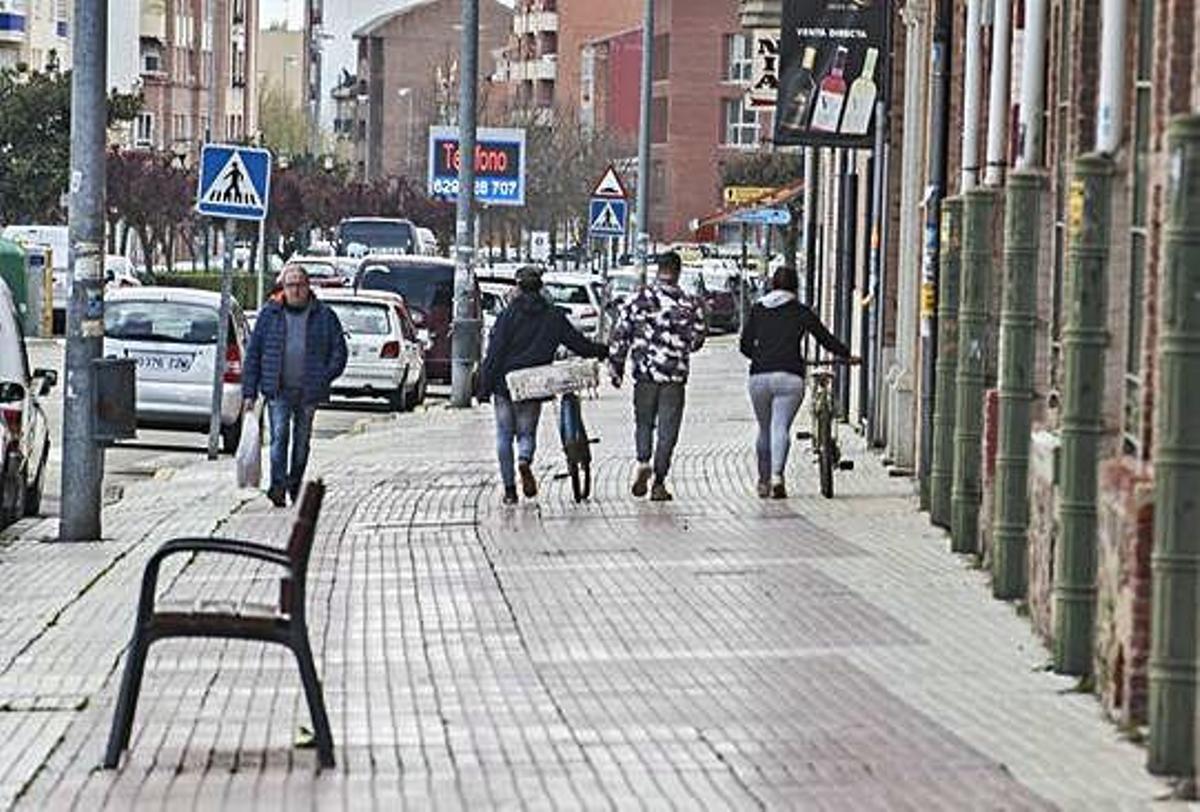 Motocross, paseantes y fiestas en casas: algunas muestras de "incivismo" persisten
