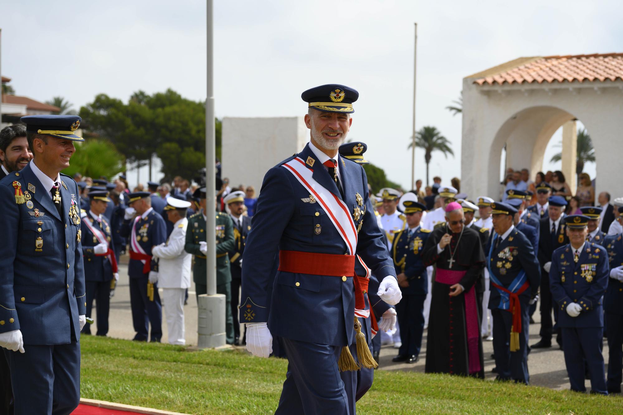 Las imágenes de la visita del rey Felipe VI en la Academia General del Aire de San Javier