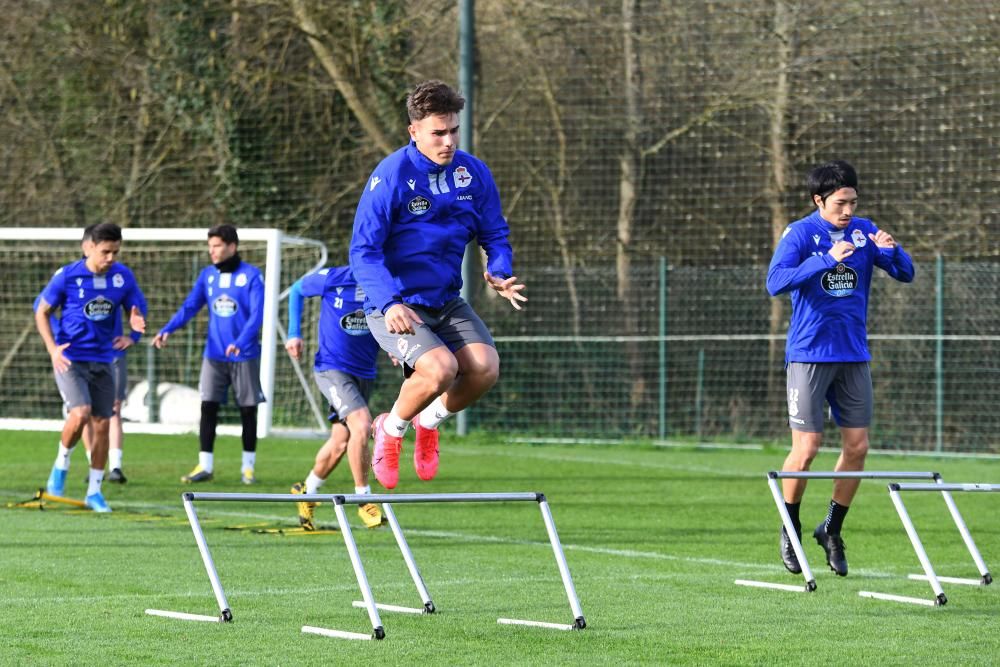 El Dépor recupera a Merino para recibir al Girona