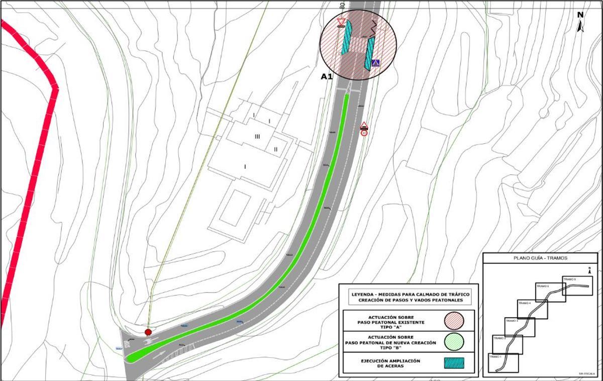 La nueva mediana a la entrada de la urbanización, señalada en verde