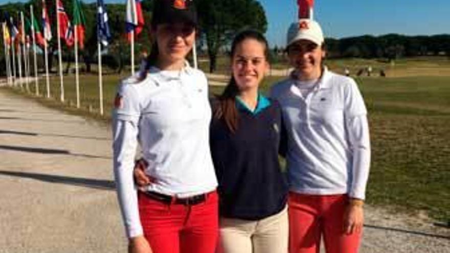 Paula Neira, Elena Arias y Alejandra Pasarín.