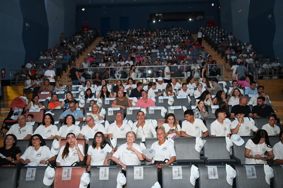 Cox abre su auditorio para vivir en hermandad la visita de Enrique Riquelme al Hormiguero de Pablo Motos