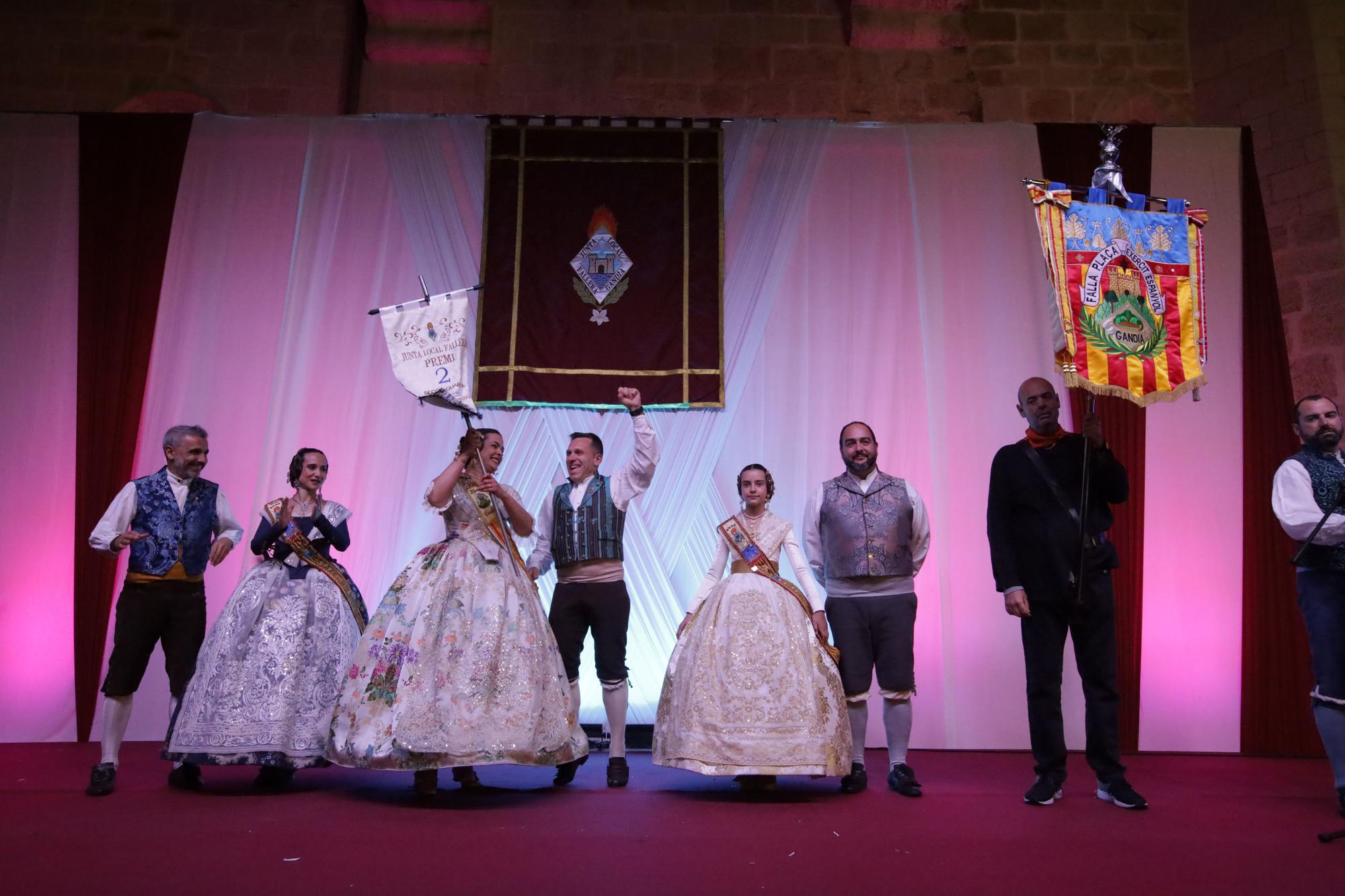 Todas las fotos de la entrega de premios falleros de Gandia