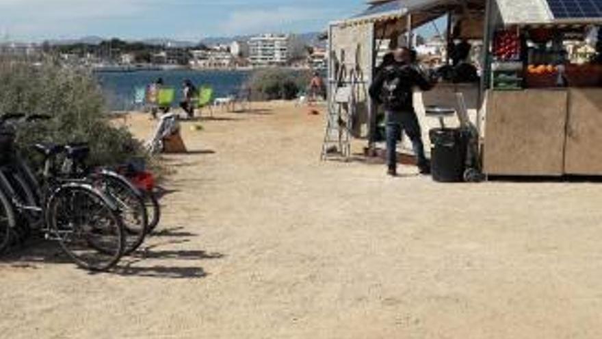 Palma will Strandbude in Einflugschneise des Airports verhindern