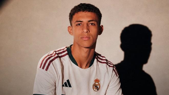 El Real Madrid vuelve a pescar en el Granada y ficha a Rayan Zinebi para reforzar el Castilla