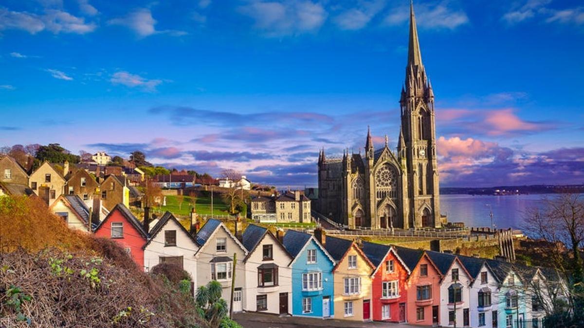 Cobh, Pueblos