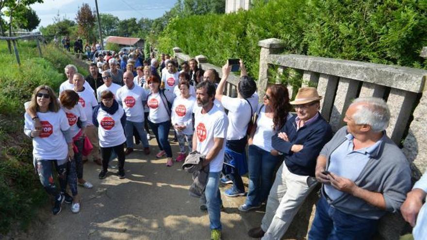 Cortan el acceso a la vivienda de Vilaboa amenazada de derribo