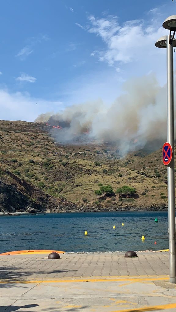 Incendi a Portbou