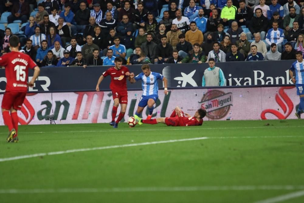 El Málaga se adelantó, perdonó y desapareció en una segunda mitad donde vio como el Osasuna remontaba para llevarse el choque