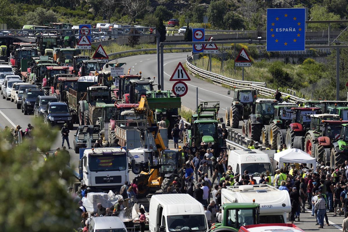 Los agricultores entran en campaña