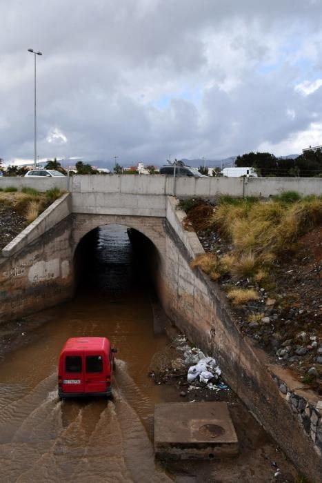 03/04/2019 VECINDARIO. SANTA LUCIA DE TIRAJANA.   Lluvia en Vecindario. Barranco de Balos. Fotógrafa: YAIZA SOCORRO.  | 03/04/2019 | Fotógrafo: Yaiza Socorro