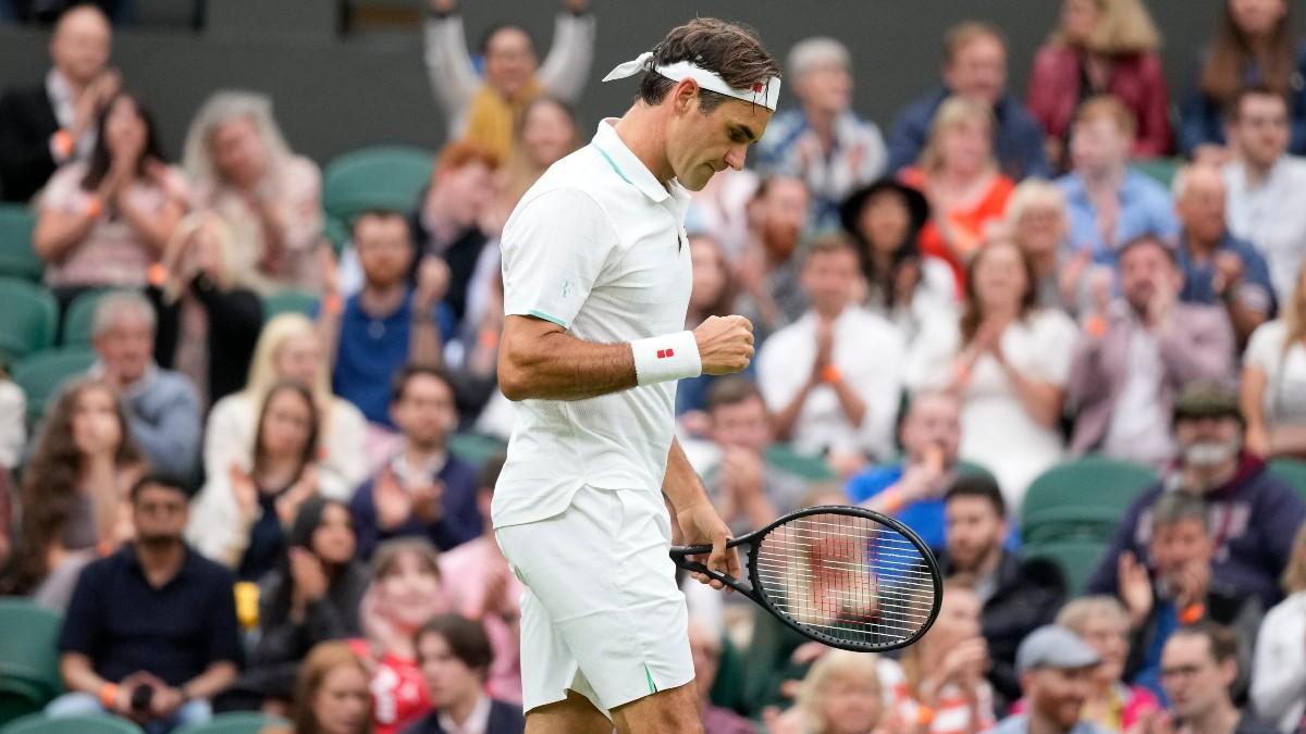 Federer celebra un punto durante un partido